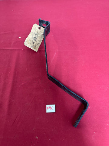 1953 CHEVROLET NOS RIGHT INNER BRACKET