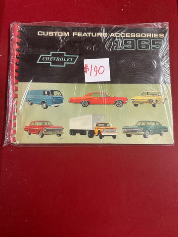 1965 CHEVROLET FEATURED ACCESSORIES BOOKLET