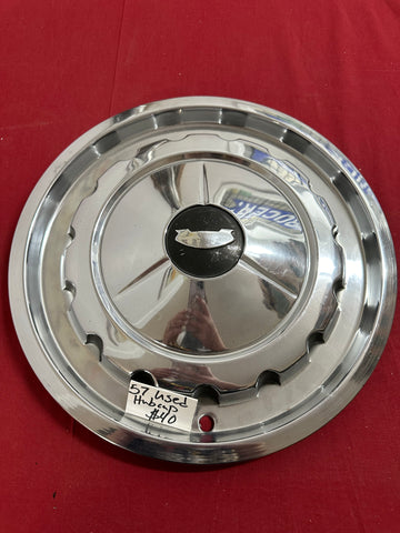 1957 CHEVROLET HUBCAP USED