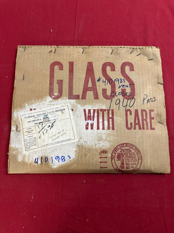 1940 CHEVROLET NOS CLOSED VENT WINDOW GLASS