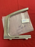 1953-54 CHEVROLET NOS RIGHT 4 DOOR WINDOW MOLDING