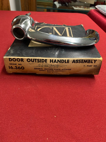 OUTSIDE DOOR HANDLE